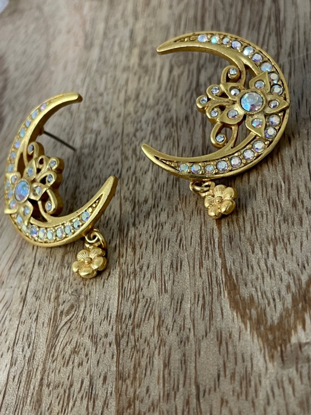 Kirks Folly earrings